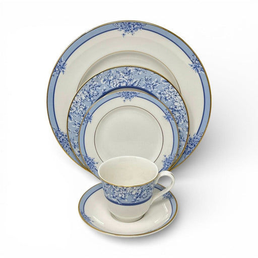 Royal Doulton Royal Doulton Tara - 5 Piece Place Setting
