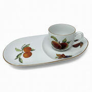 Royal Worcester Royal Worcester Evesham Gold Breakfast Cup & Snack Plate Set