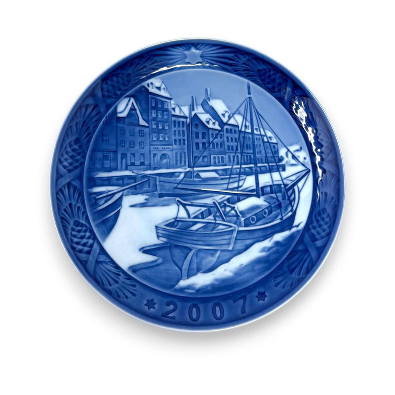 Royal Copenhagen Royal Copenhagen Christmas Plate 2007