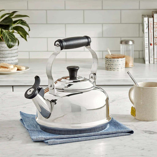 Le Creuset Le Creuset Stainless Steel Classic Whistling Kettle   