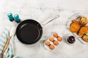 Le Creuset Le Creuset Toughened Nonstick Pro Fry Pan   