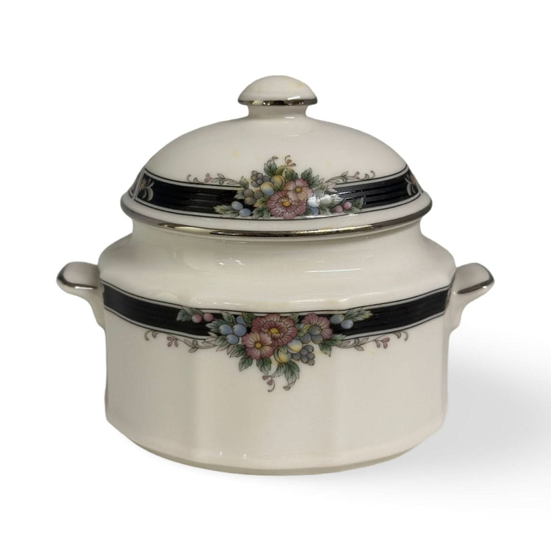 Noritake Noritake Afton Covered Vegetable Bowl