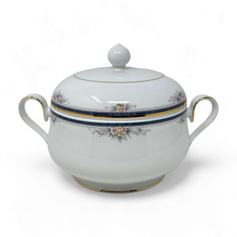 Noritake Noritake Ontario Covered Vegetable Bowl   
