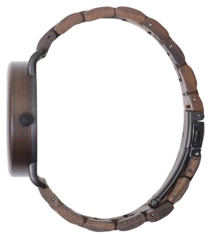 Herrklocka i trä med trähölje och runt armband från baksidan