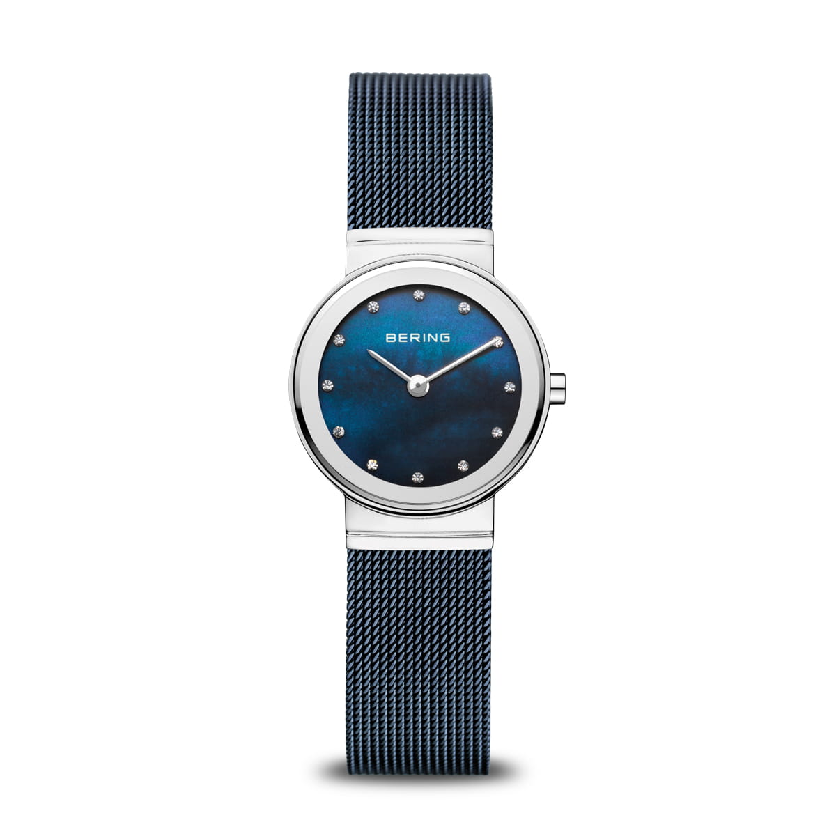 Bering Classic Damenuhr mit blauem Zifferblatt und silbernem Milanaise-Armband
