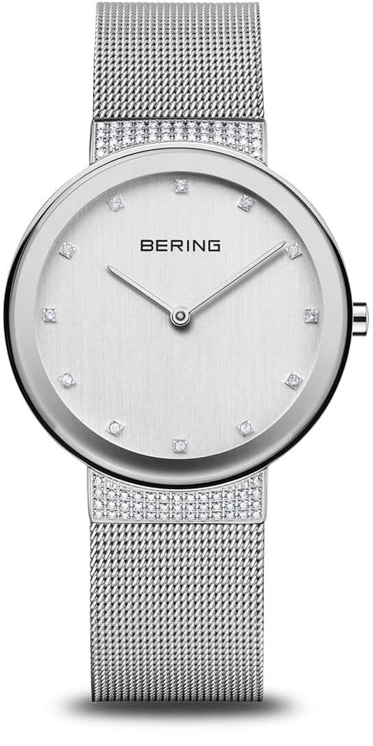 Bering damklocka: silverfärgat Milanese-armband, silverfärgad urtavla med strassmarkörer