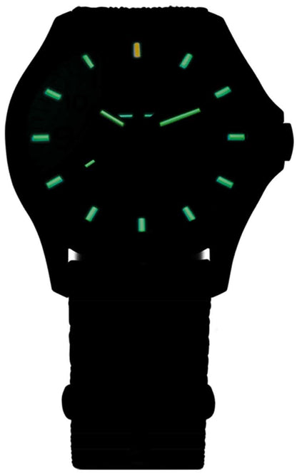 Armbandsur för herrar med mörk urtavla, lysande gröna index och svart textilarmband