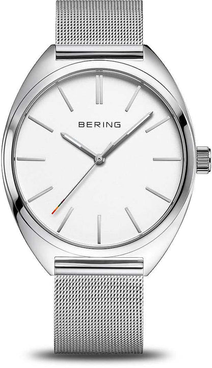 Bering-klocka med silverfärgat hölje, vit urtavla och silverfärgat Milanese-armband