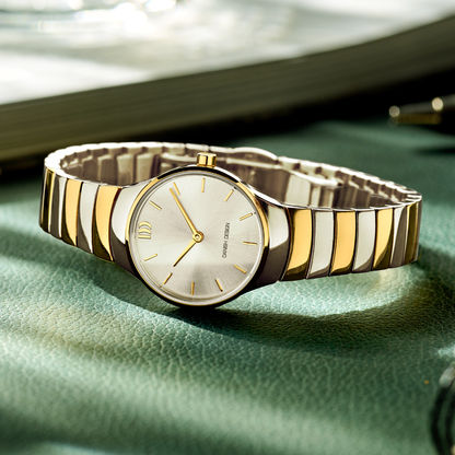 Bicolor-Damenuhr mit weißem Zifferblatt auf silber-goldenem Gliederarmband