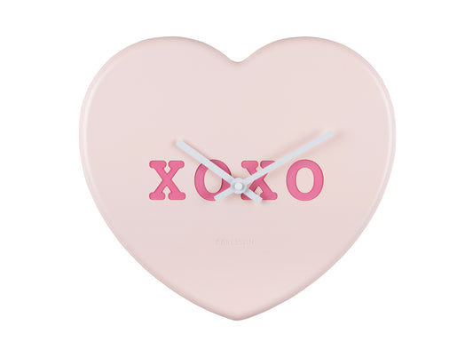 Hjärtformad väggklocka mjukrosa med XOXO-display och visare