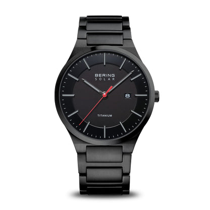 Herrenarmbanduhr Bering Solar mit schwarzem Zifferblatt, Datumsanzeige und Titanarmband