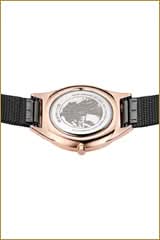 Damklocka med graverad boettbaksida, roséguldfärgad boett och svart armband