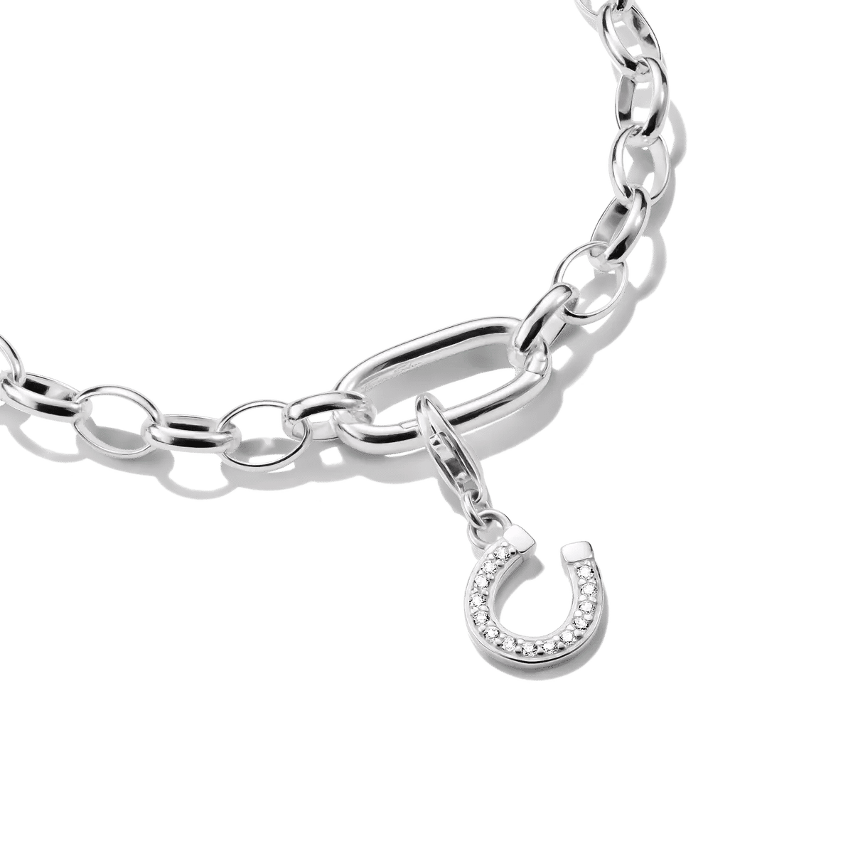 Hästskohänge i 925 sterlingsilver på pansarkedja med stenar