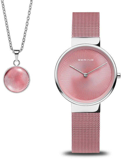 Damklocka med rosa urtavla och rosa mesharmband, plus halsbandshänge