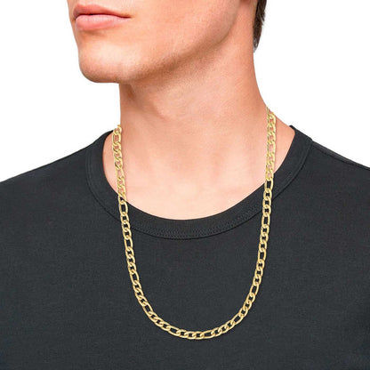 Figarohalsband i guld på modell, länkarmband i figarostil