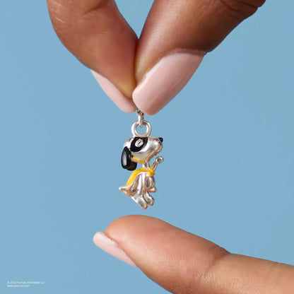 Snoopy-berlock i 925 sterlingsilver, svart och gul, vid öglan