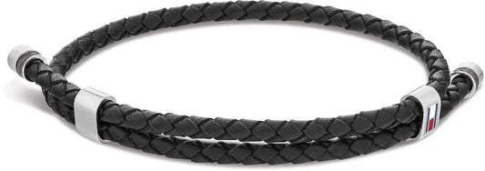 Flätat svart läderarmband från Tommy Hilfiger med metallspänne