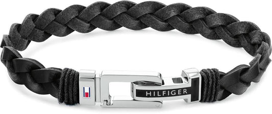 Armband i flätat svart läder med metallspänne och Tommy Hilfiger-prägling