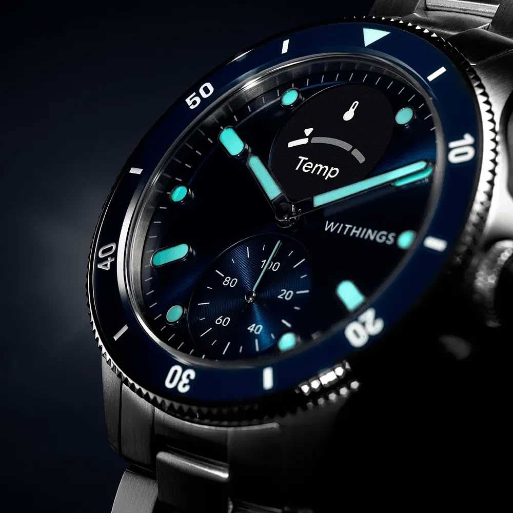 Withings Nova Smartwatch, rostfritt stålhölje, mörkblå urtavla med temp-indikator