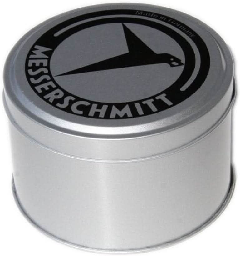 Herrklockans Messerschmitt-boett med prägling och matt metallfinish