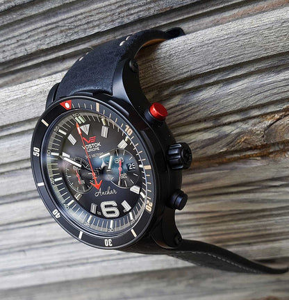 Vostok Europe Anchar herrklocka med svart urtavla och blått läderband