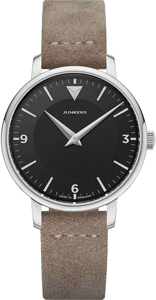 "Damklocka: svart urtavla, silverfärgat hölje, brunt läderarmband"