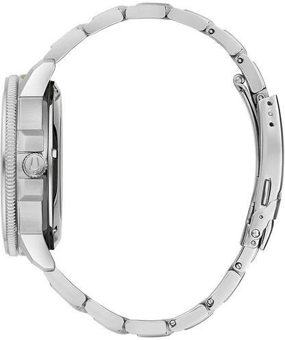 Bulova Marine Star herrklocka, rostfritt stålboett och armband, sidovy