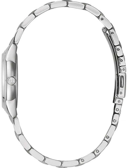 Bulova damklocka, sidovy med polerat stålboett och länkarmband