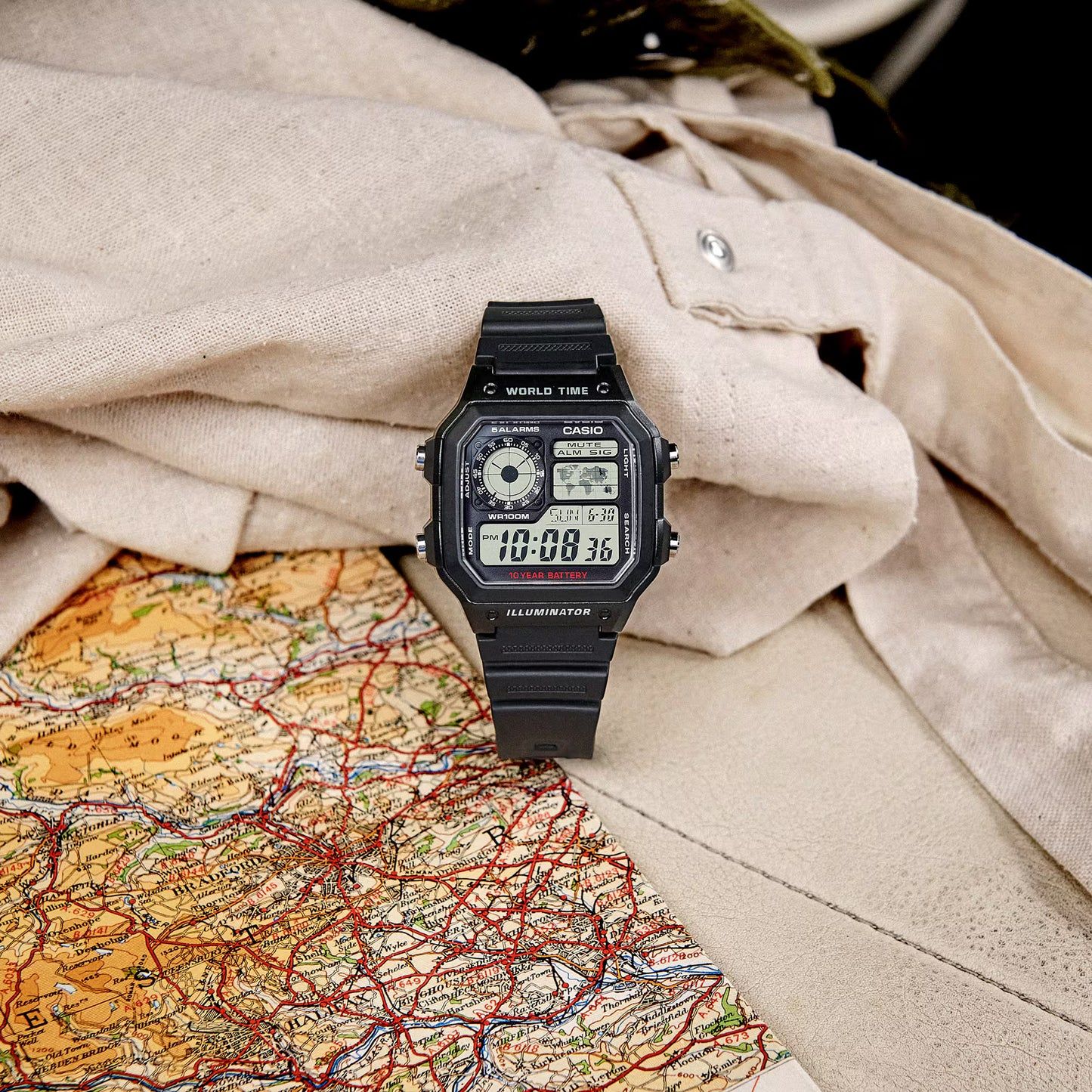 Casio herrklocka med svart plastboett och digital display