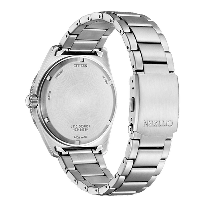 Herrarmbandsur med silverfärgat rostfritt stålhölje, glasbaksida och metallarmband