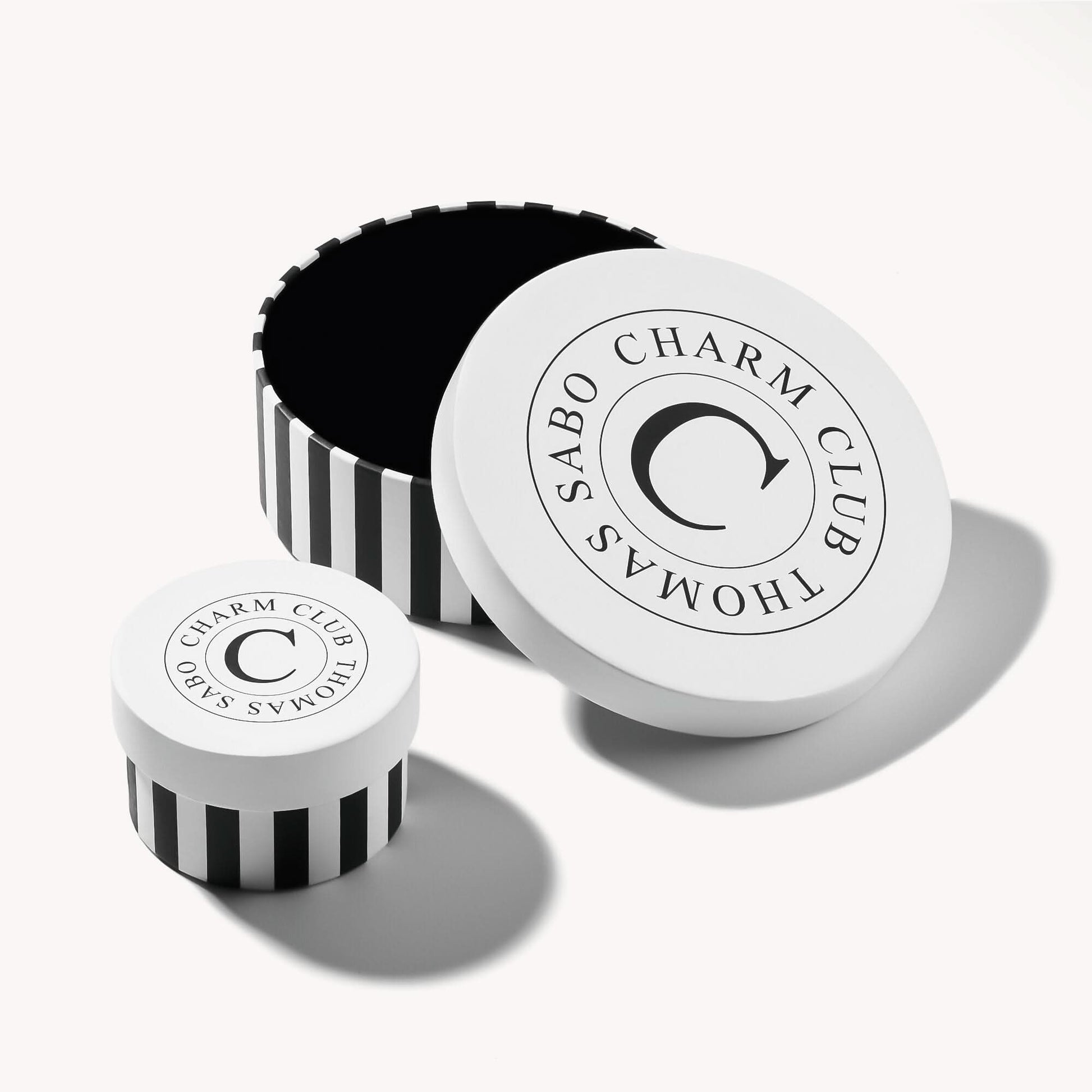 Runda presentförpackningar från THOMAS SABO för berlockhalsband
