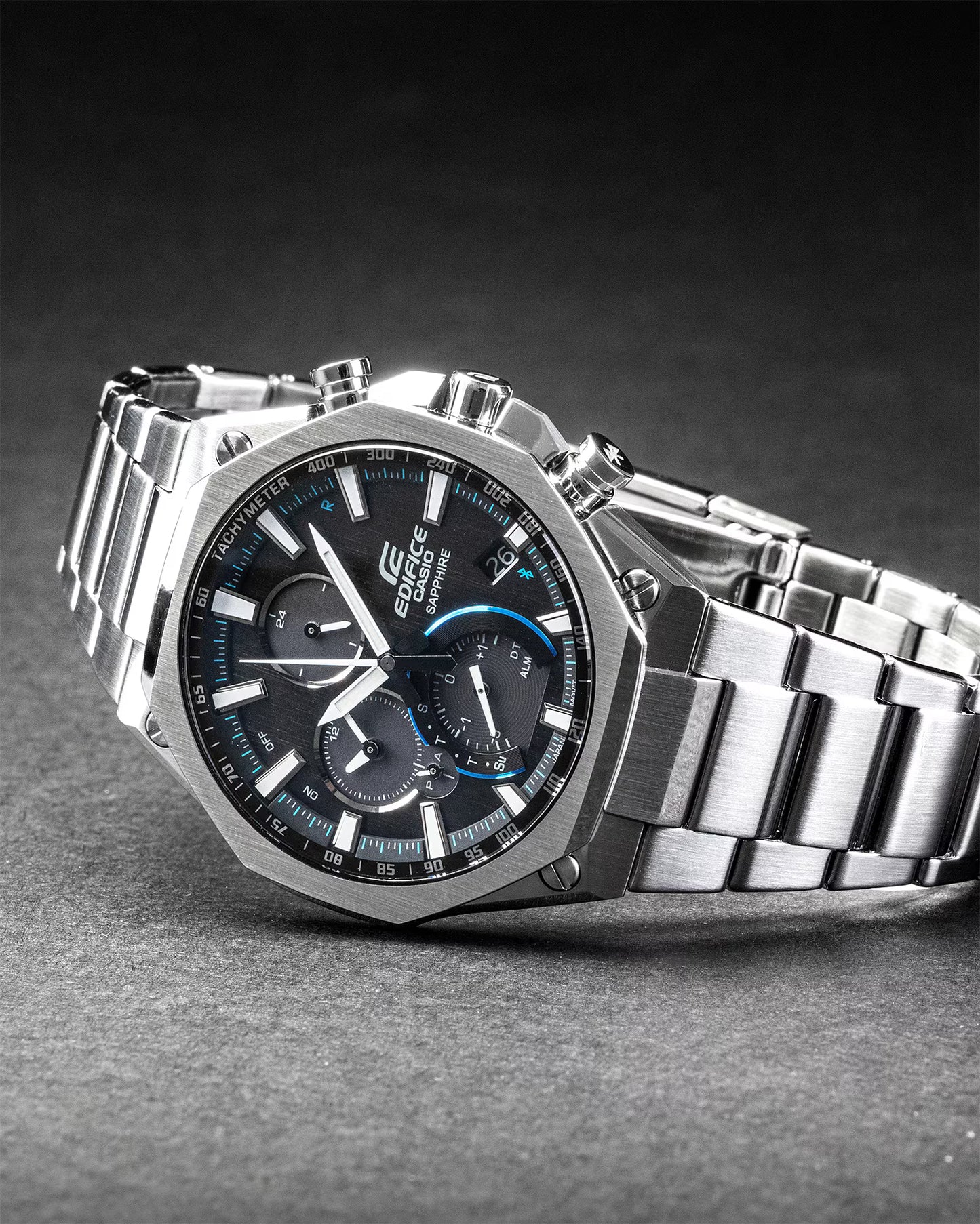 Casio Edifice EQB-1100D-1AER herrklocka • Smarta funktioner • Tough Solar