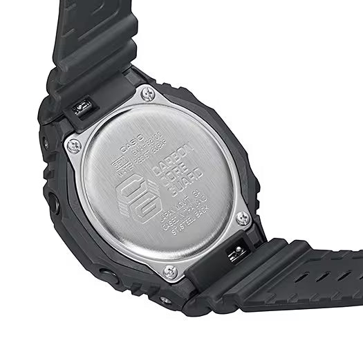 G-Shock damklocka: baksida i metall med gravyr och svart boettring på gummiband