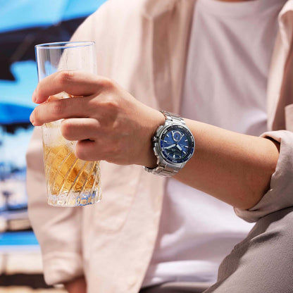 Citizen PROMASTER Wave Tracker Herren-Armbanduhr am Handgelenk mit blauem Zifferblatt