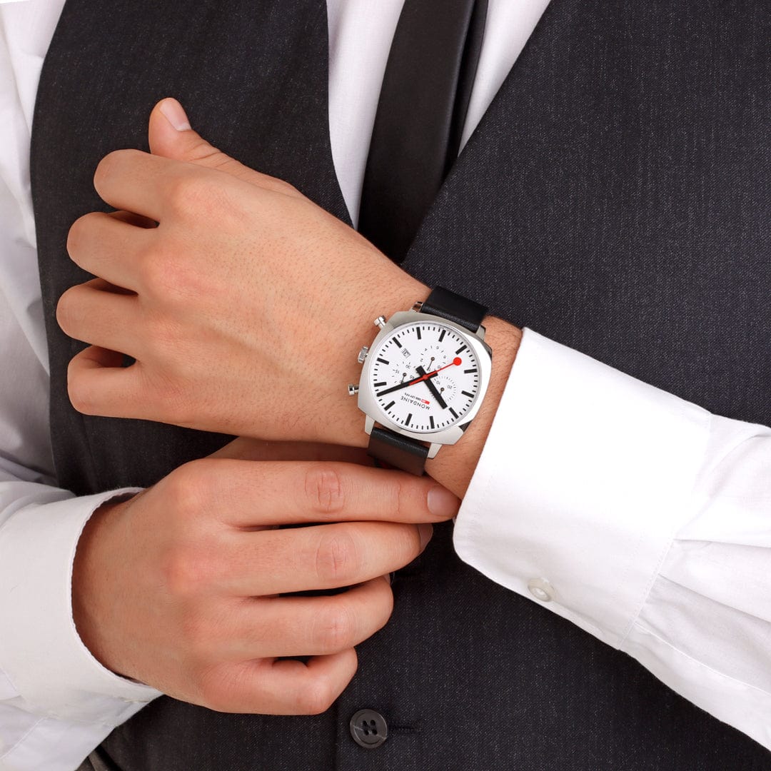 Mondaine Grand Cushion MSL.41410.LBV.SET Herrenuhr Schwarz • Saphirglas • Quarz-Chronograph, Bild 4