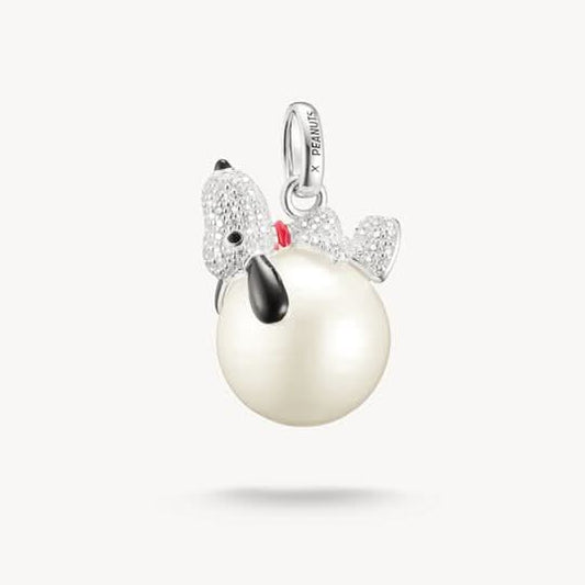 Silversmycke från THOMAS SABO med Snoopy-motiv, snöboll och röd näsdetalj