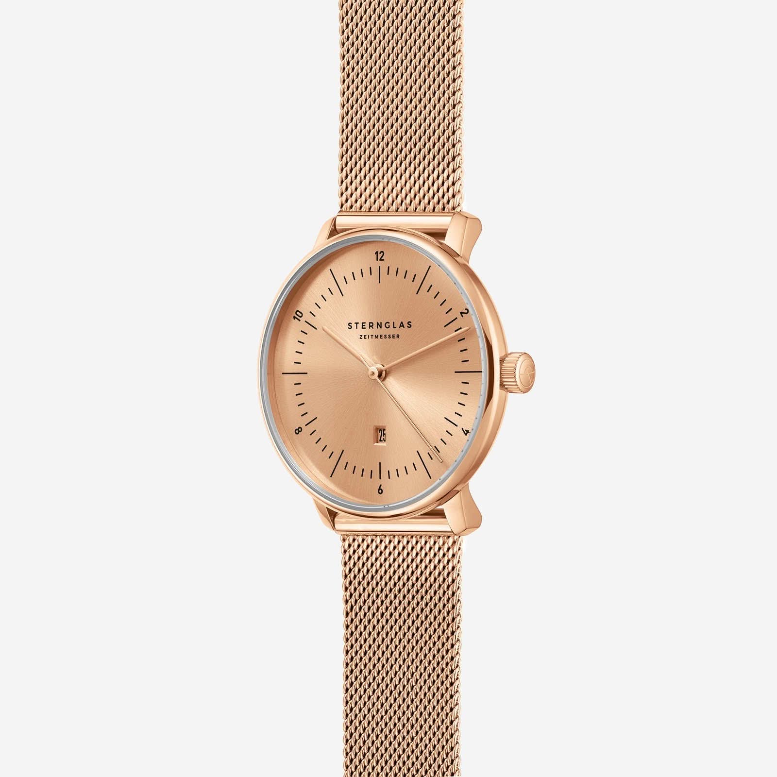 Damklocka, framifrån, med roséguldpläterat hölje, beige urtavla och mesharmband