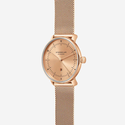 Damklocka, framifrån, med roséguldpläterat hölje, beige urtavla och mesharmband