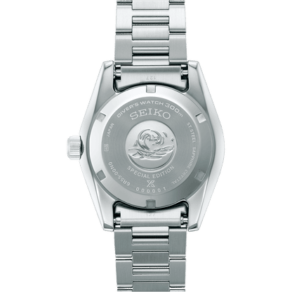 SEIKO Prospex herrur med präglad gravyr på baksidan och armband i rostfritt stål