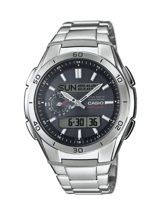 Casio herrarmbandsur med silverfärgat metallarmband, svart urtavla och datum