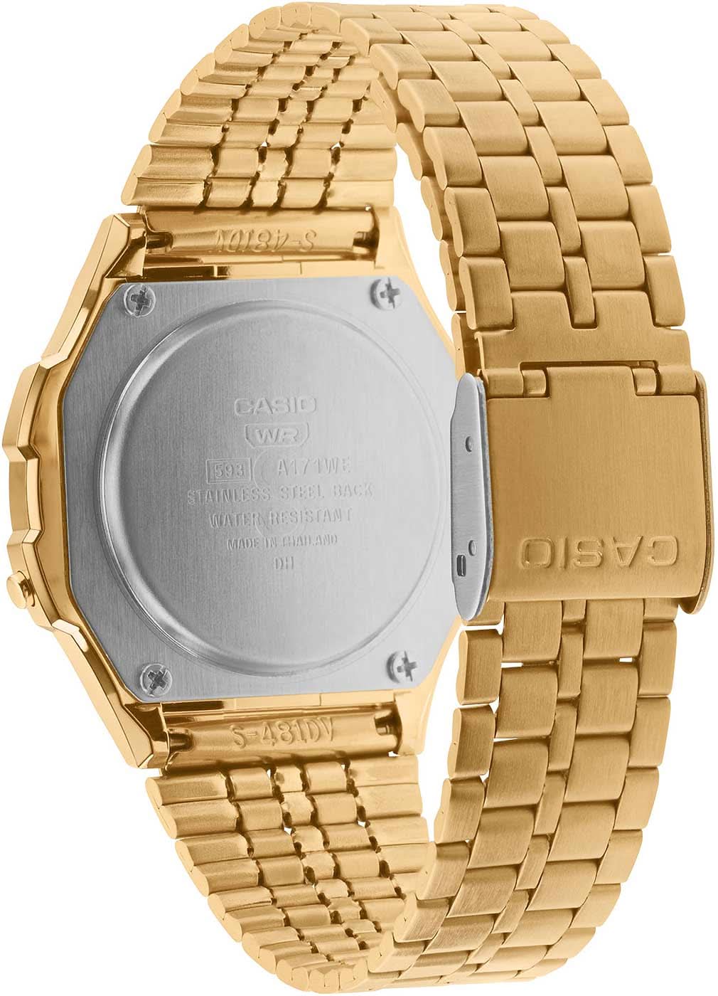 Casio digitalklocka med guldfärgat metallarmband; baksida av metall