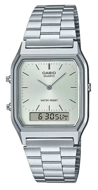 Casio Vintage-klocka med silverfärgat metallarmband, analog urtavla och rektangulär digital display
