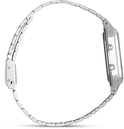 Casio klocka med silverfärgat länkarmband, sidovy med tryckknappar