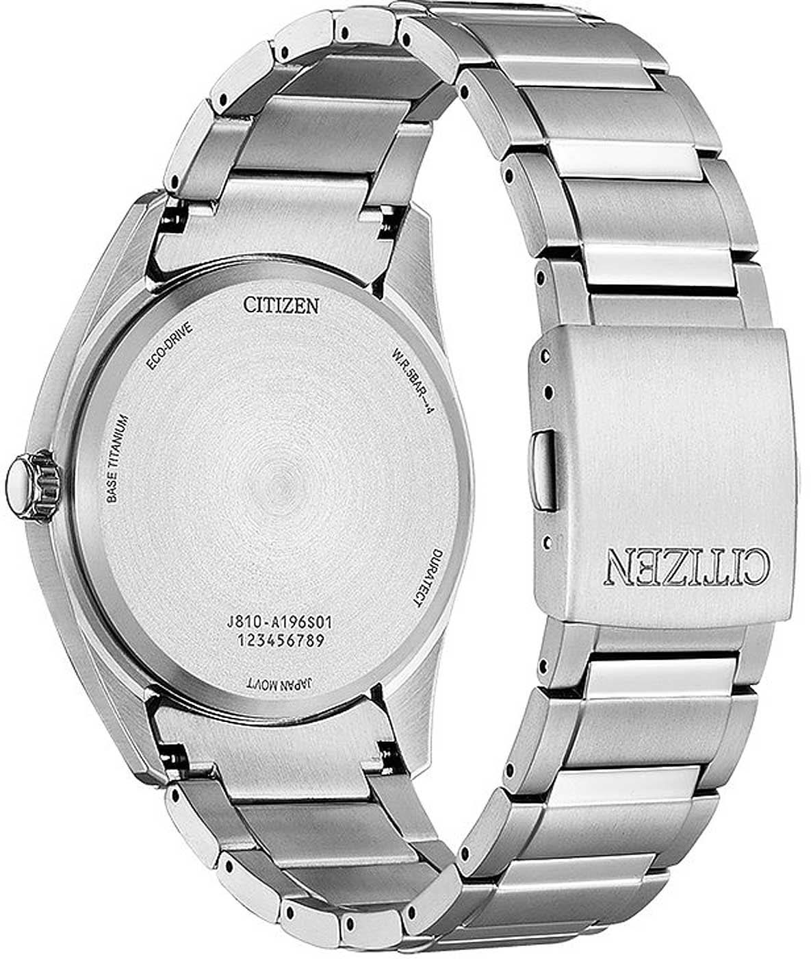 Citizen herrklocka baksida med armband i silverfärgad metall och text