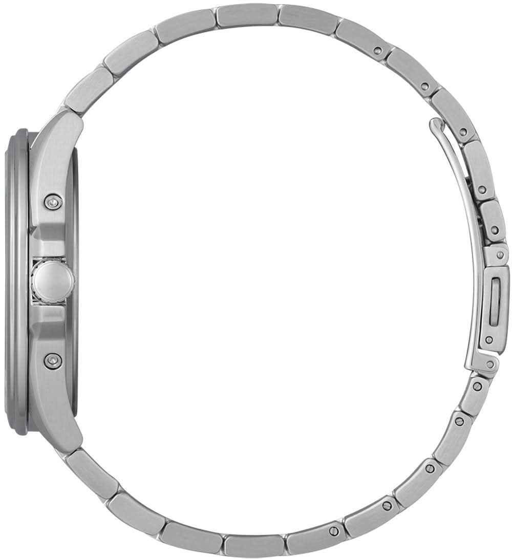 Herrklocka i silver, boett med knappar och armband i metallänkar
