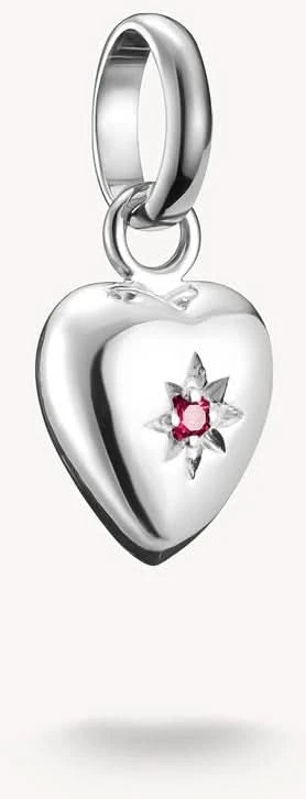 Hjärtformat berlockhänge i silver med rosa sten och stjärnprägling