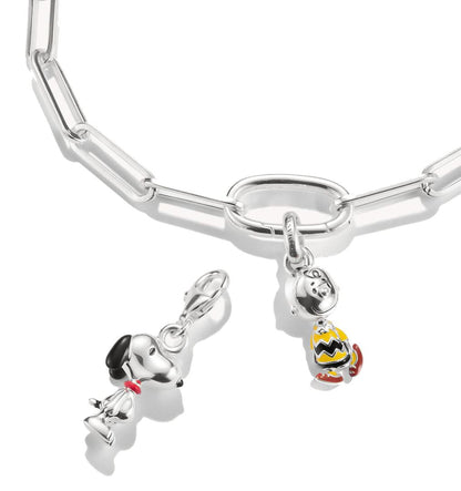 Silversmycke med berlock till pansarkedja, motiv av Snoopy och Peanuts