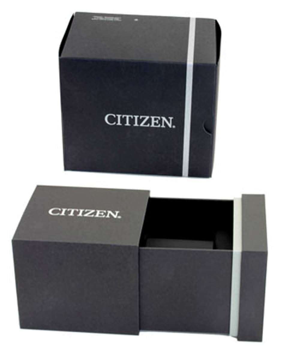 Klockbox med CITIZEN-logotyp och grå rand, med en öppen ask nedanför.