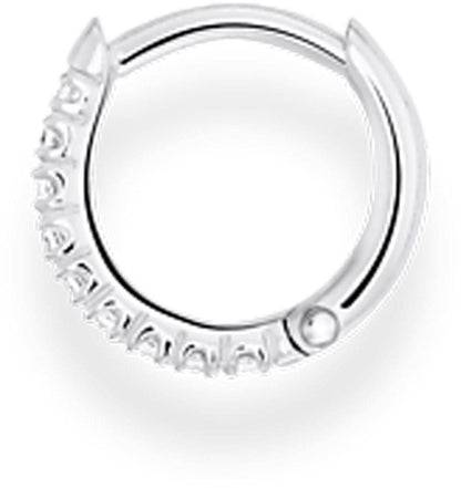 Kreol i 925 sterlingsilver med stenar längs ringen, synlig låsdetalj