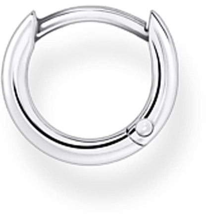 Klassisk creol i 925 sterlingsilver, rund ring med kulspärr